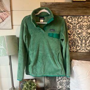 Patagonia pullover gorgeous green! 💚